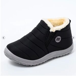 Women's Winter Warm Fur Snow Boots
Black Size 8 Like New